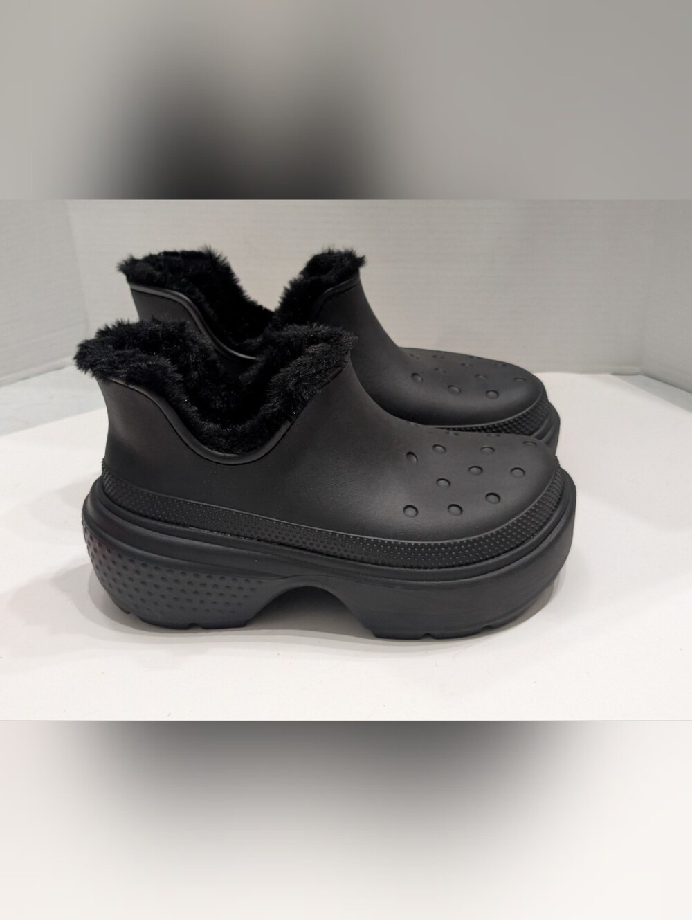NWT Crocs Stomp Lined Shorty Boots Black Platform Unisex Women's 10, Men's 8